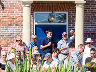 PN070822-4 - Paul Nicholls Stable Visit